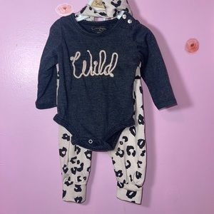 Baby girl 3/6 month “wild 3 piece set” Jessica Simpson